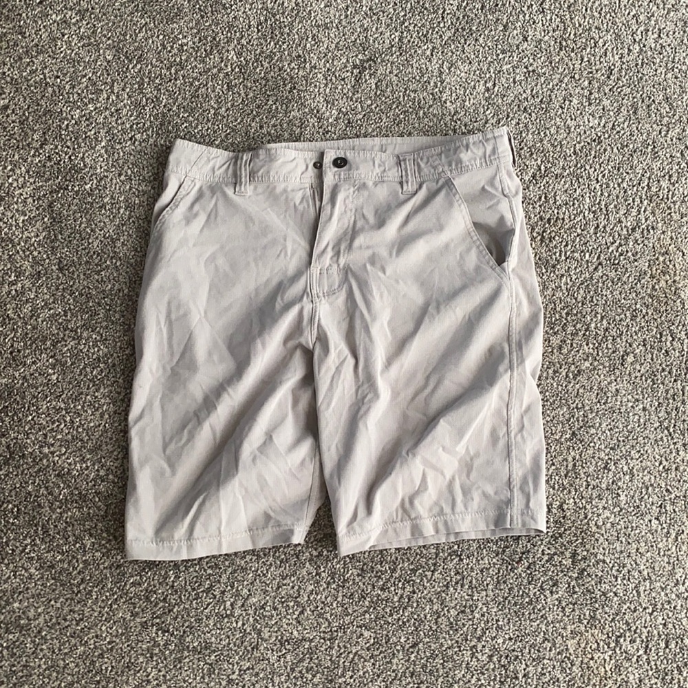 Men’s prana shorts